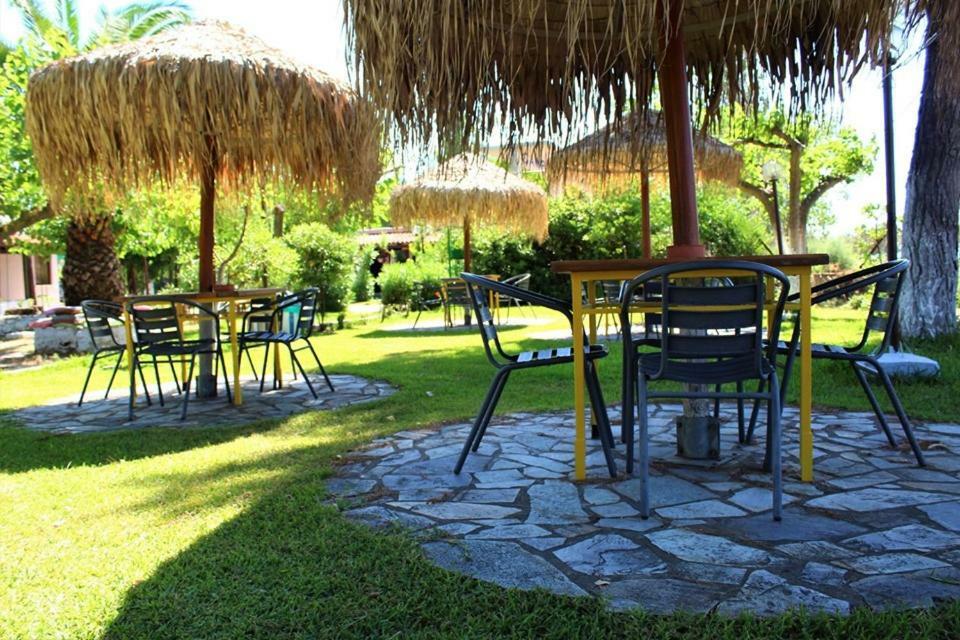 Camping Pefki Hotel Eksteriør billede