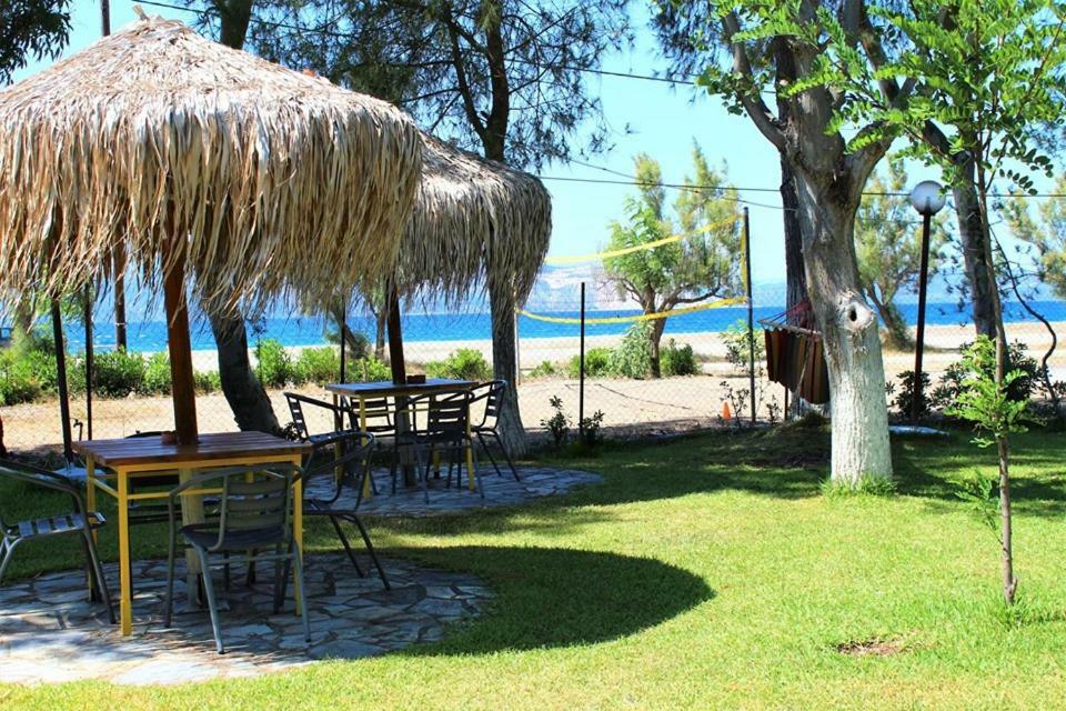 Camping Pefki Hotel Eksteriør billede